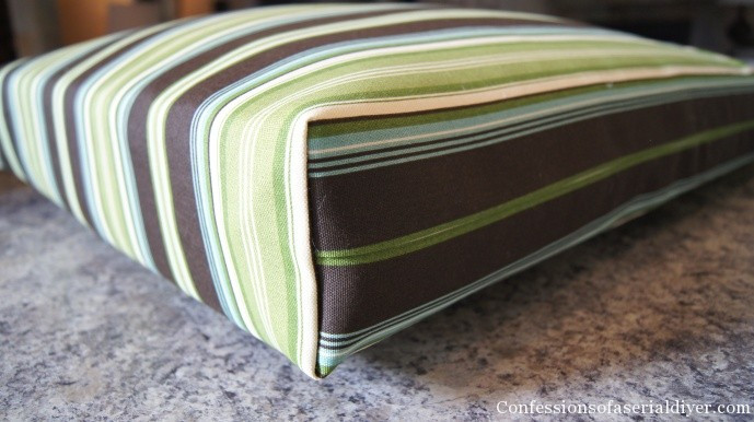 DIY Outdoor Cushions Foam
 Sew Easy Outdoor Cushion Covers Ol but Goo