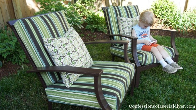 DIY Outdoor Cushions No Sew
 Sew Easy Outdoor Cushion Covers Ol but Goo