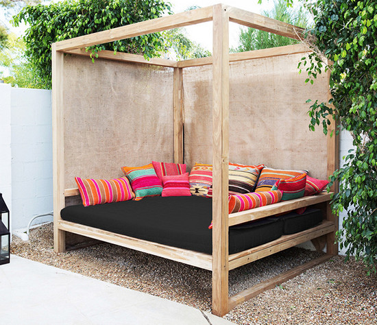 DIY Outdoor Daybed
 Great ideas on How to Bring the Beach to Your Backyard