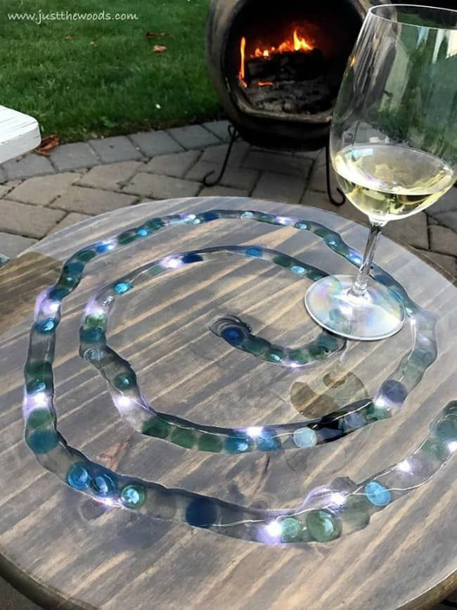 DIY Outdoor Mosaic Table
 How to Make a Unique LED Mosaic Table