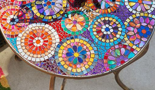 DIY Outdoor Mosaic Table
 Jazz Up Your Backyard with this DIY Mosaic Table