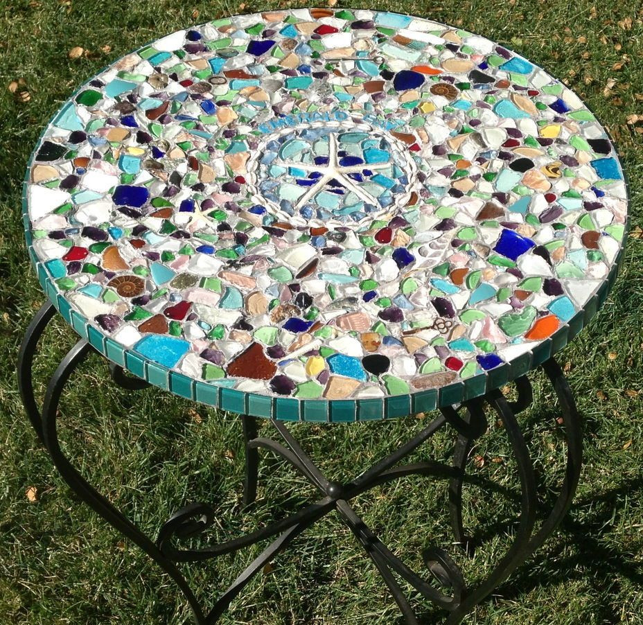 DIY Outdoor Mosaic Table
 DIY Outdoor Table Ideas for Garden Improvement