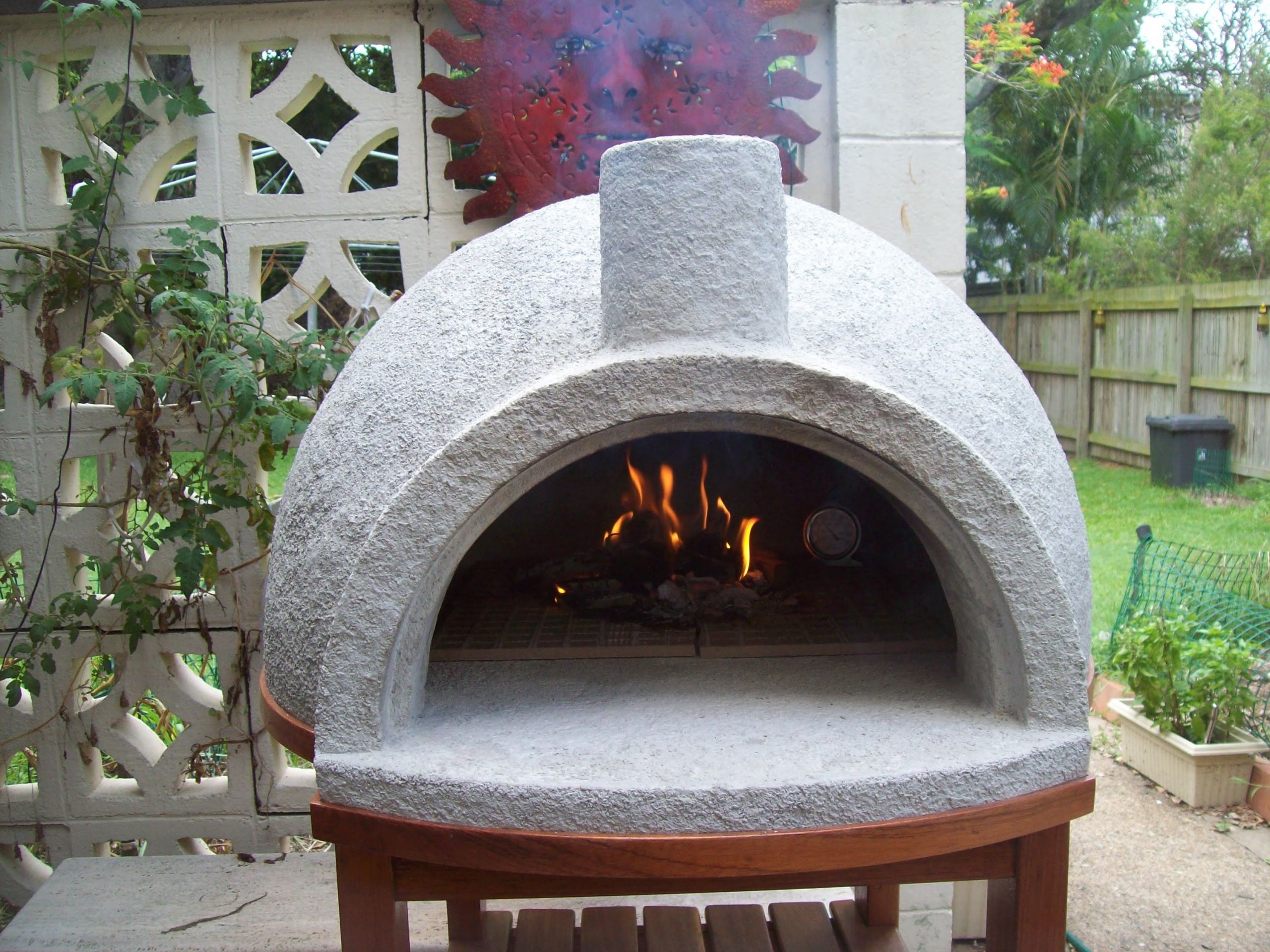 DIY Outdoor Oven
 vermiculite pizza oven