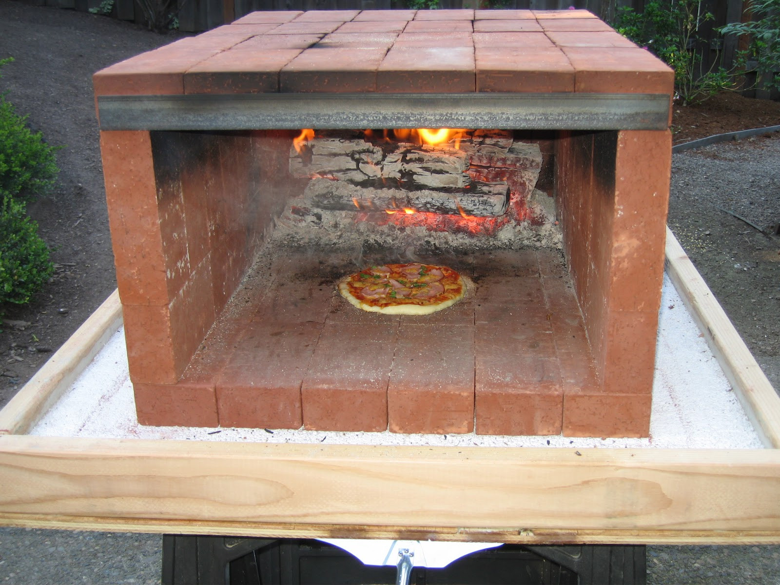 DIY Outdoor Pizza Oven
 Tinkering Lab Portable Pizza Oven