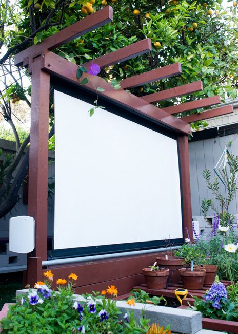 DIY Outdoor Projection Screen
 DIY Outdoor Movie Theater The great outdoors