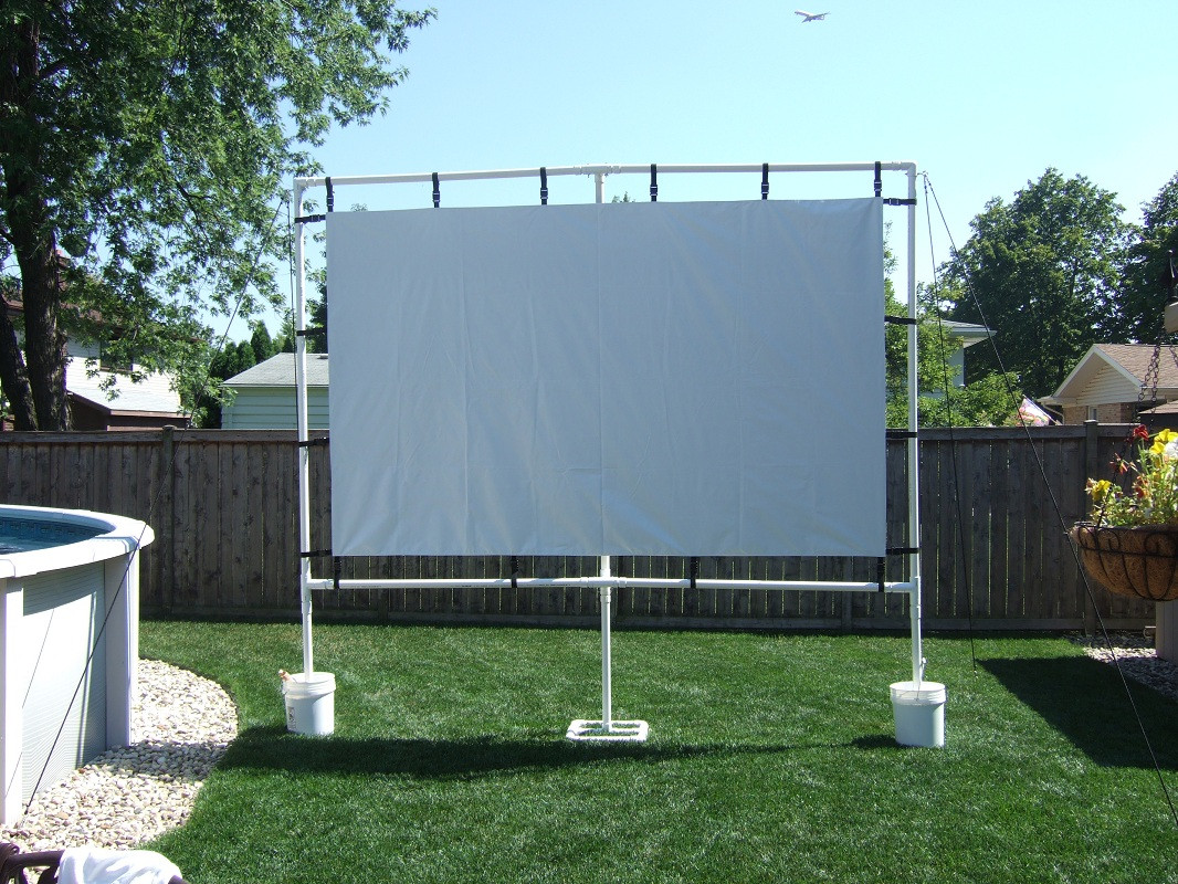 DIY Outdoor Projection Screen
 Outdoor Screen made with Gemmy AVS Forum