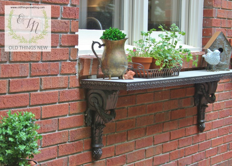 DIY Outdoor Shelves
 DIY Outdoor Herb Shelf – Old Things New