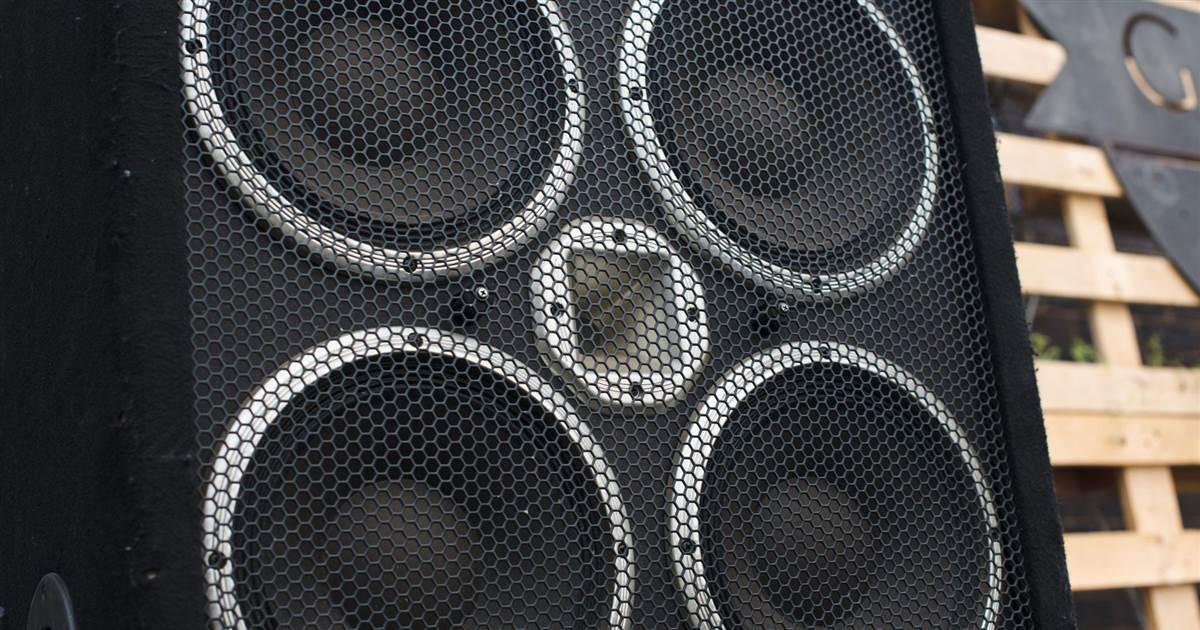 DIY Outdoor Speakers
 How to make DIY outdoor speakers