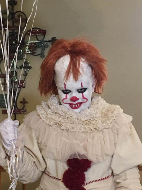 DIY Pennywise Costume
 The Best Homemade Pennywise 2017 Costume EVER
