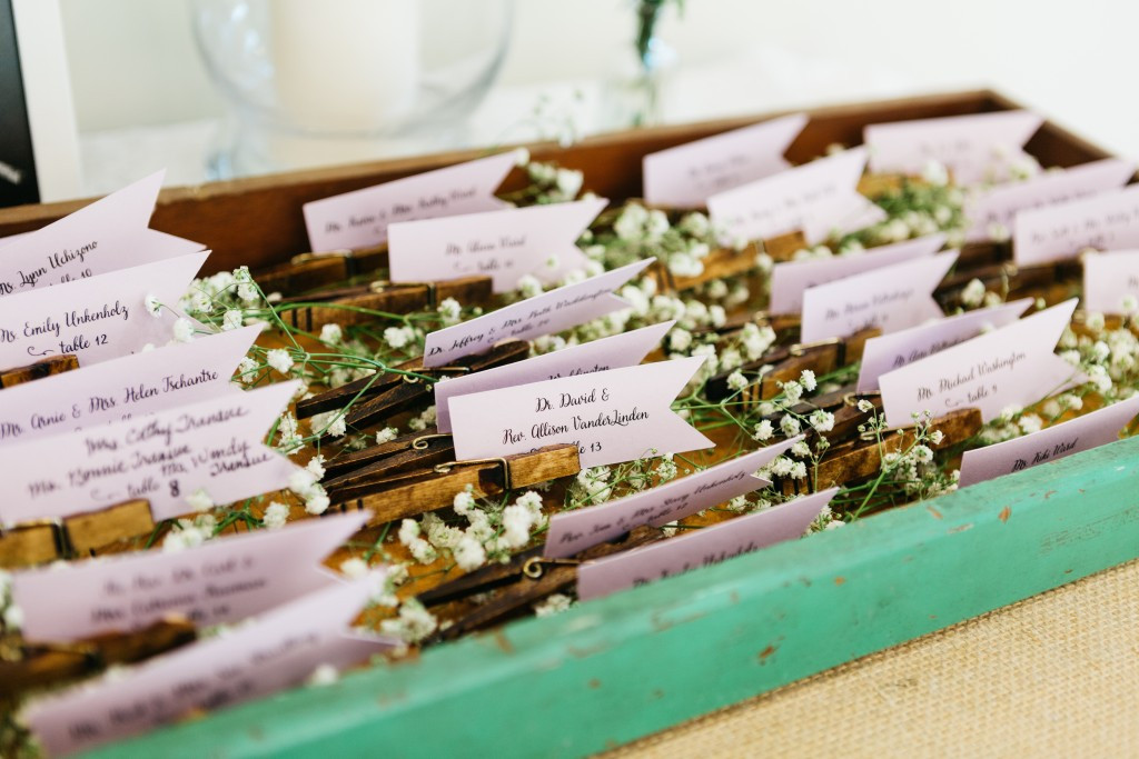 DIY Place Cards Wedding
 DIY Clothespin Place Card Holders for a Rustic Vintage