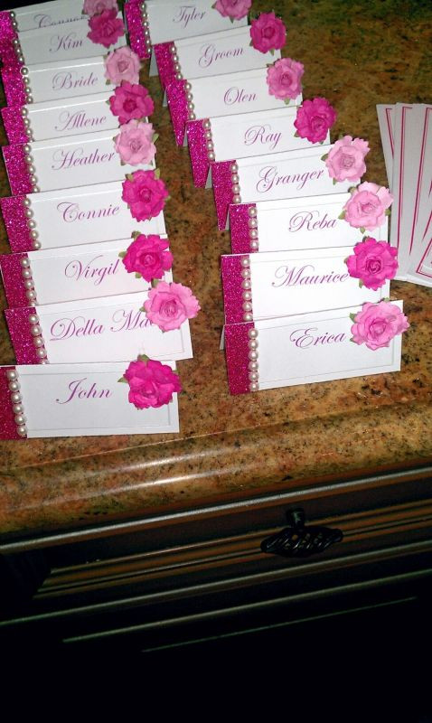 DIY Place Cards Wedding
 DIY pink placecards