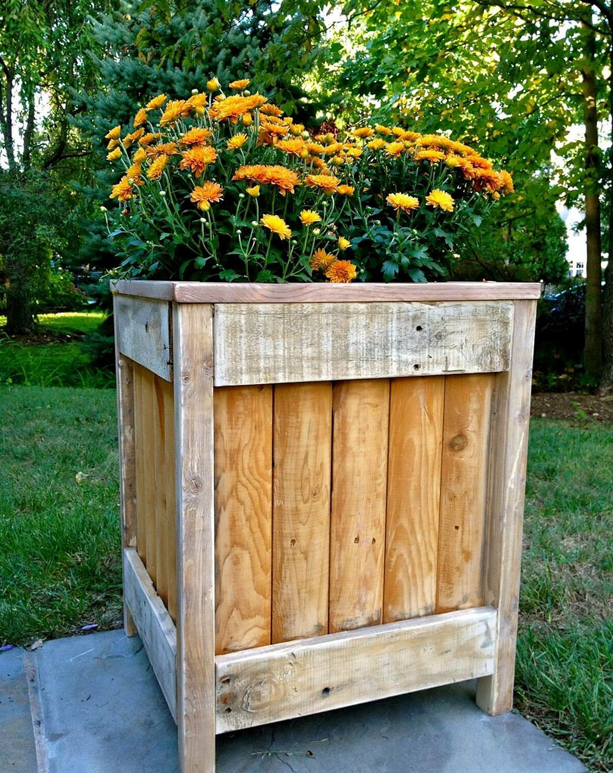 DIY Planter Box
 30 Easy DIY Wooden Planter Box Ideas For Beginners