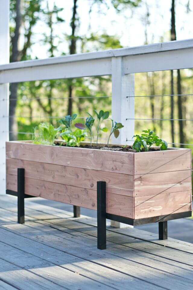 DIY Planter Box
 32 Best DIY Pallet and Wood Planter Box Ideas and Designs
