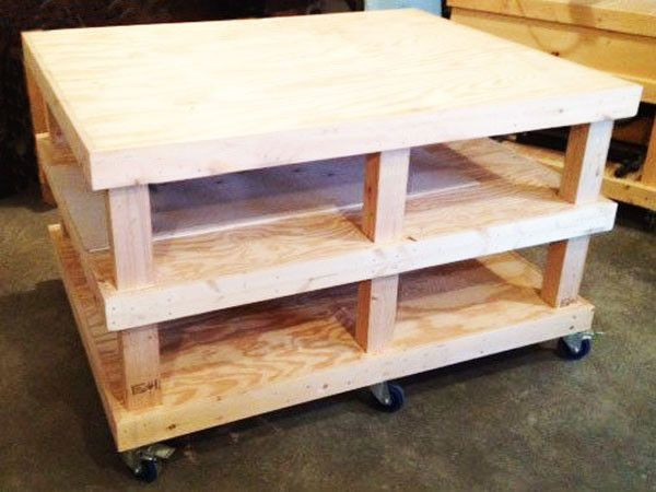 DIY Portable Workbench Plans
 DIY Workbench Outdoor Plans in 2019