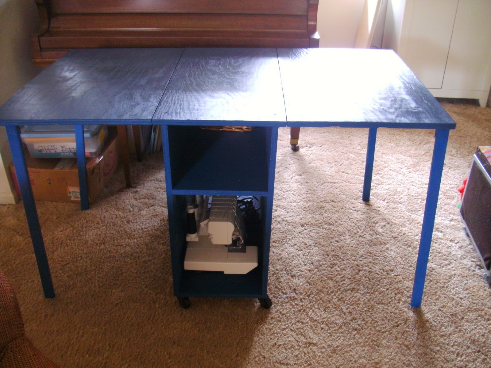 DIY Sewing Table Plans
 Sew Homegrown Sewing "room" Redo