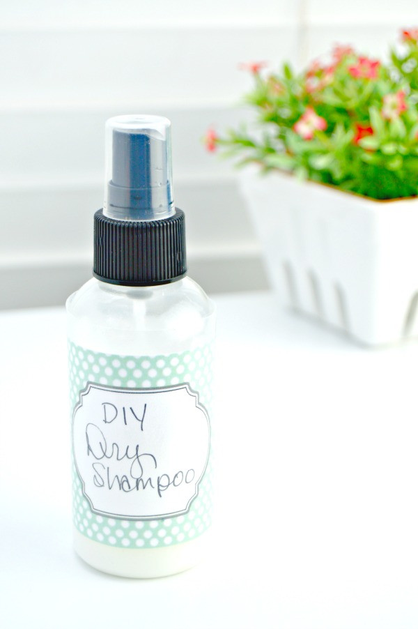 DIY Shampoo For Oily Hair
 How To Make DIY Dry Shampoo For Oily Hair Mom 4 Real