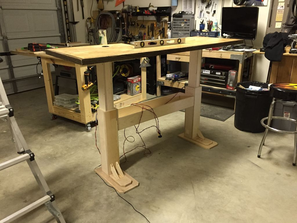 DIY Sit Stand Desk Plans
 Electric Height Adjustable Desk
