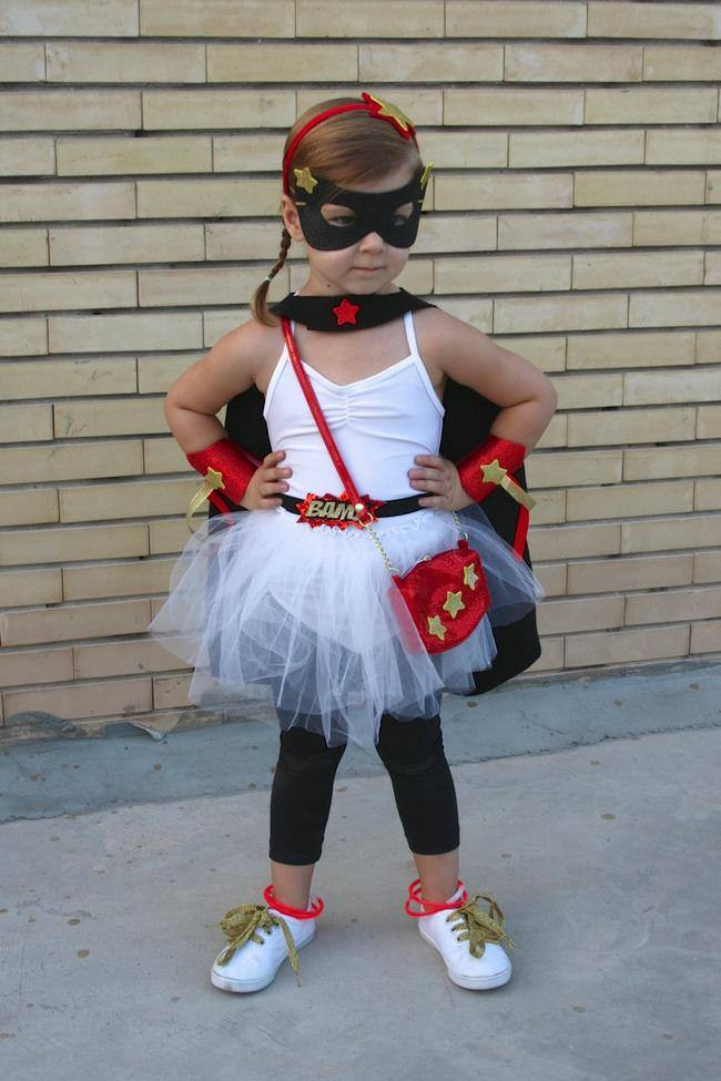 DIY Supergirl Costumes
 15 DIY Superhero Costume Ideas Tip Junkie