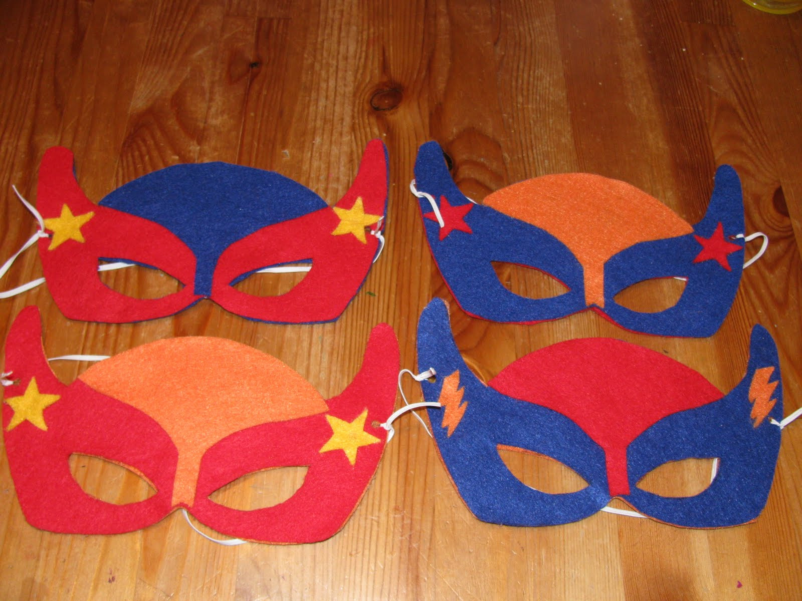 DIY Superhero Mask
 My Crafty Playground DIY Superhero masks