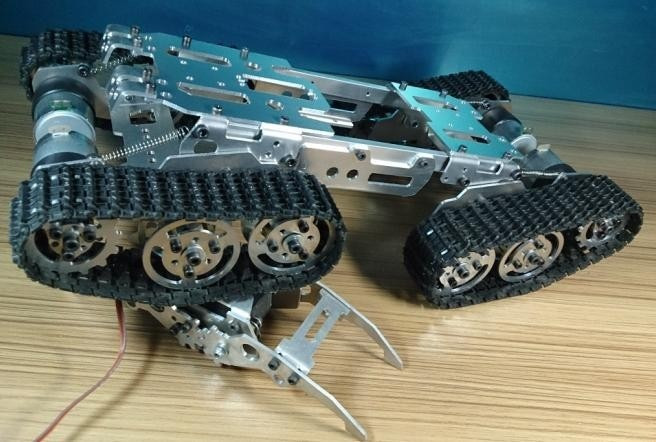 DIY Tank Track
 Obstacle avoiding tank chassis model 4wd crawler tracked
