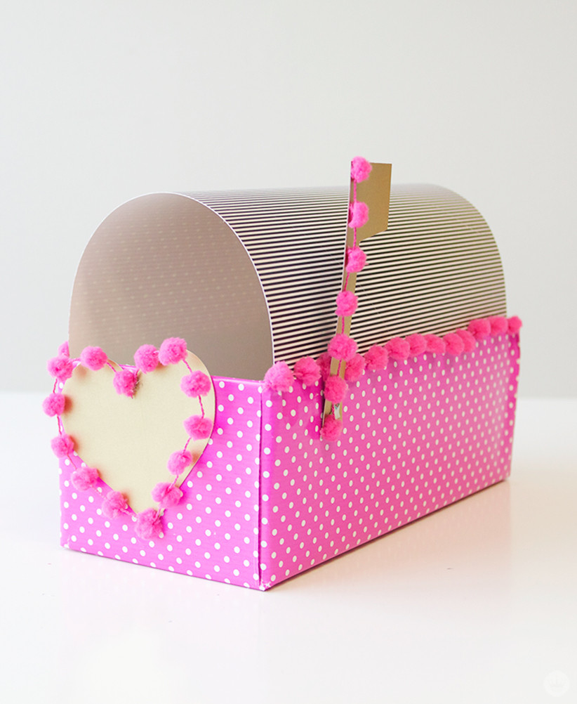 DIY Valentines Day Boxes
 DIY Valentine Box Think Make