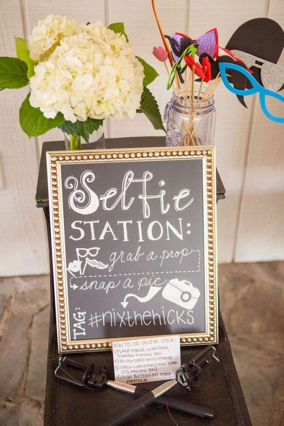 DIY Wedding Photo Booth
 Build Your Own Booth Wedding DIY