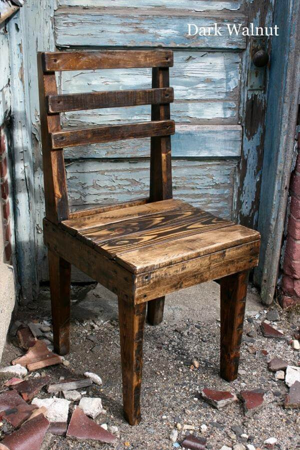 DIY Wood Chair Plans
 DIY Rustic Wooden Pallet Chairs