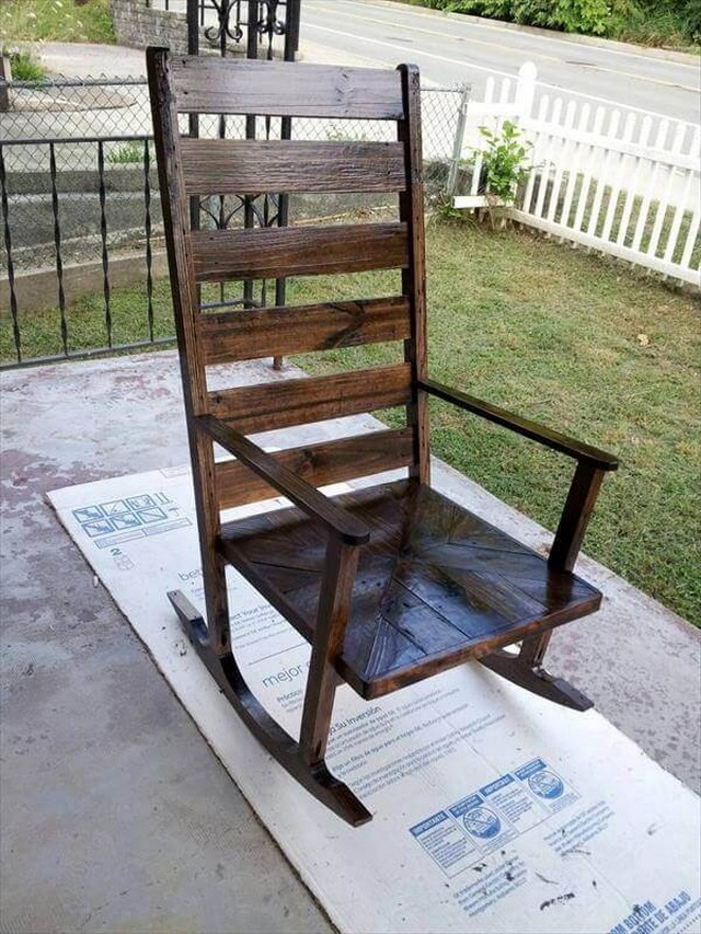 DIY Wood Chair Plans
 DIY Recycled Wooden Pallet Chair Design – Ideas with Pallets