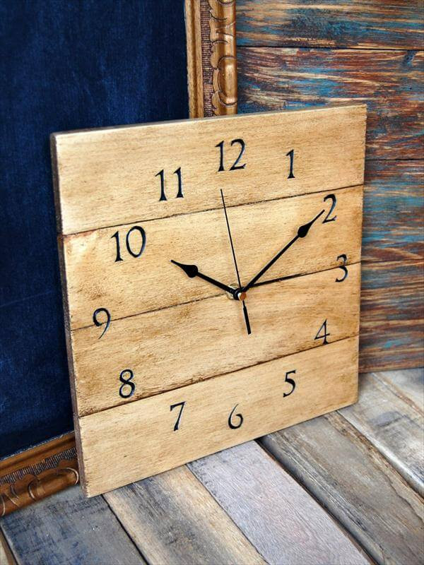 DIY Wood Clocks
 DIY Antique Wooden Pallet Wall Clock