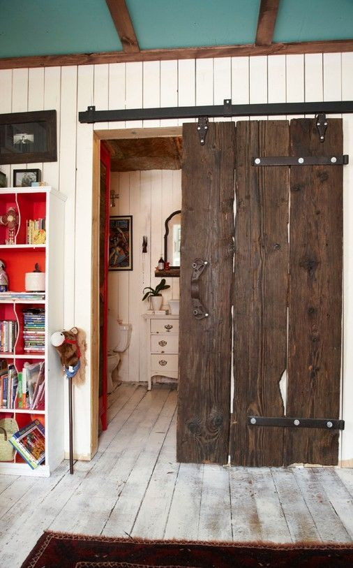 DIY Wood Doors
 How to Make a DIY Barn Door