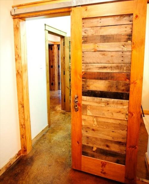 DIY Wood Doors
 DIY Wooden Pallet Door Ideas
