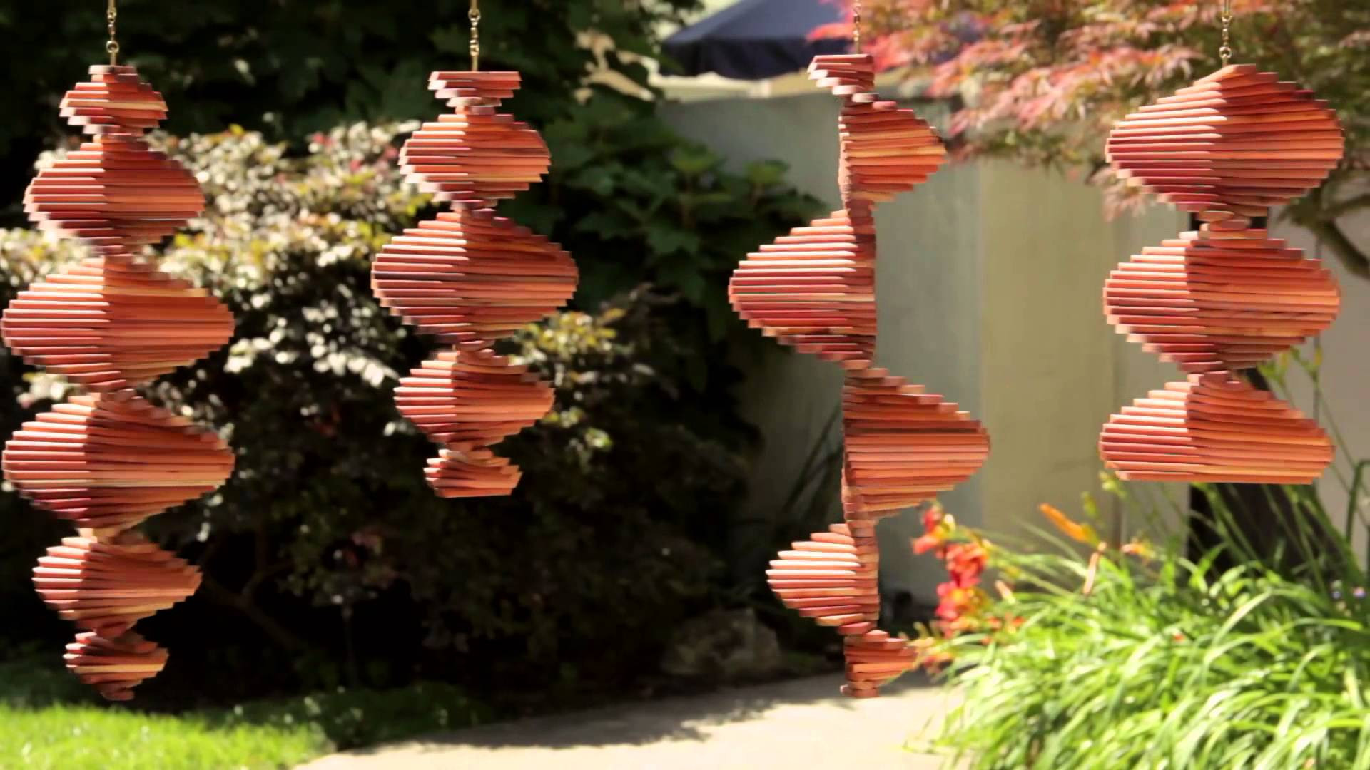 DIY Wooden Wind Spinner
 Decorating Wind Spinners For Inspiring Outdoor
