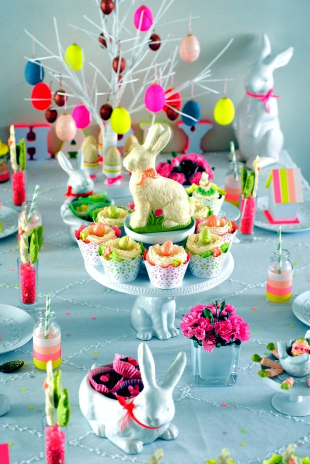 Easter Party Decor Ideas
 Beautiful Easter decoration on table – 21 creative ideas