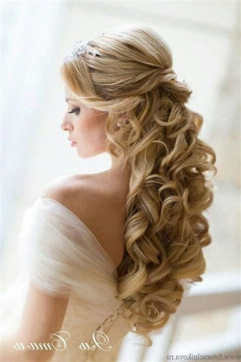 Easy Homecoming Hairstyles Do It Yourself
 easy hairstyle at home for wedding Easy Do It Yourself