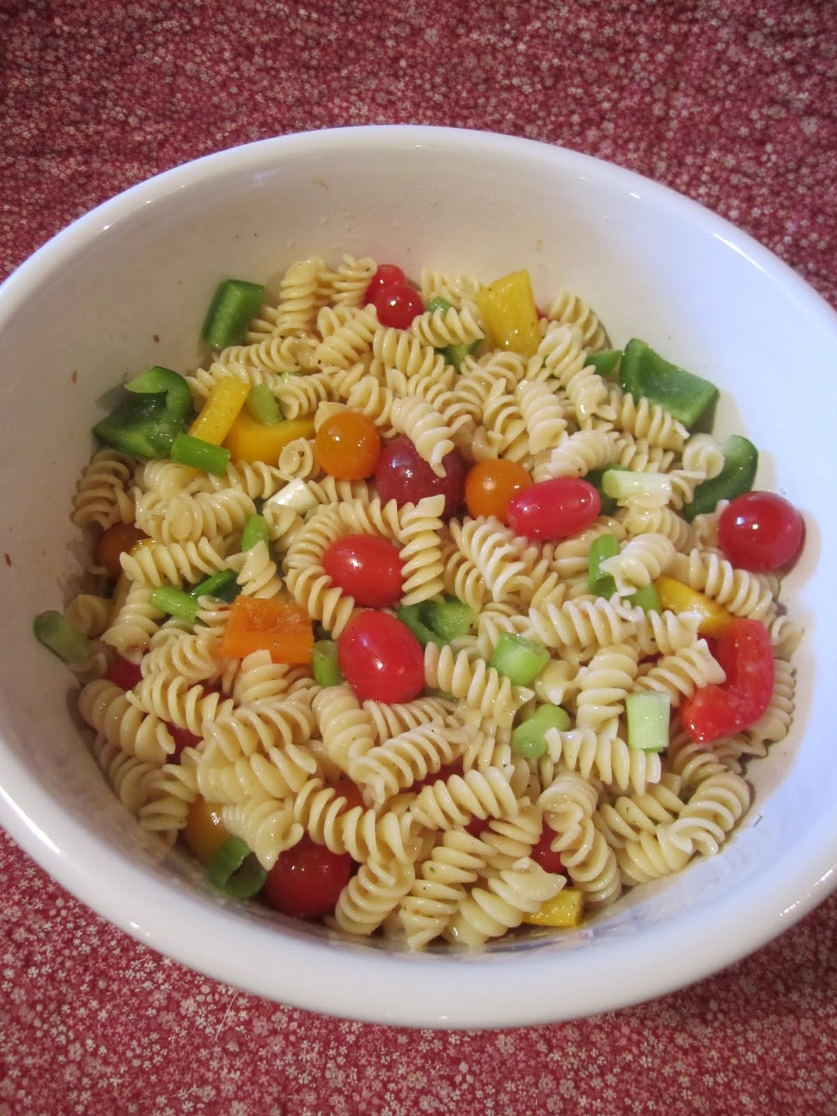 Easy Pasta Salad Recipes
 Wendys Hat How to Make a Cold Pasta Salad Recipe