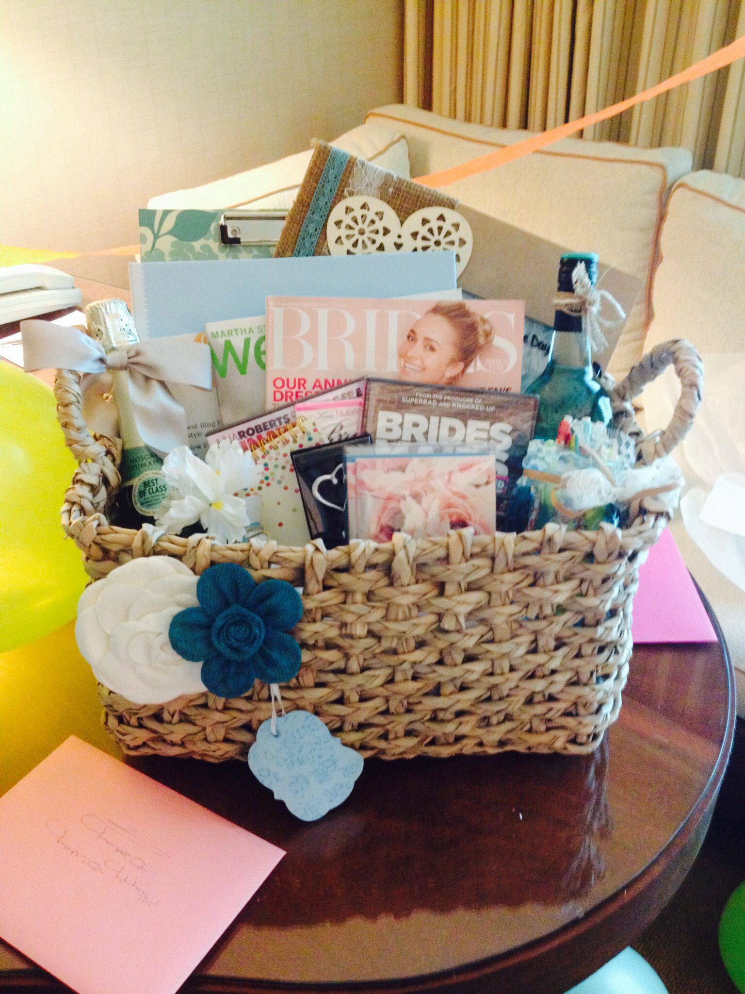 Engagement Party Gifts Ideas
 Engagement Gift Basket
