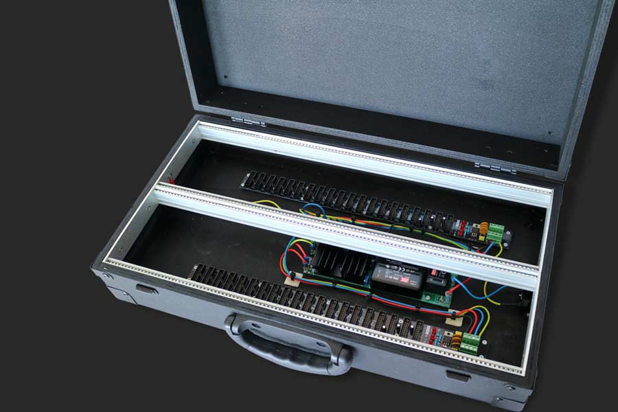 Eurorack Case DIY
 6U 104HP portable eurorack case "performer series" MDLRCASE