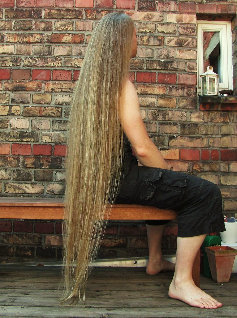Extra Long Hairstyles
 Very long hair Hairfreaky