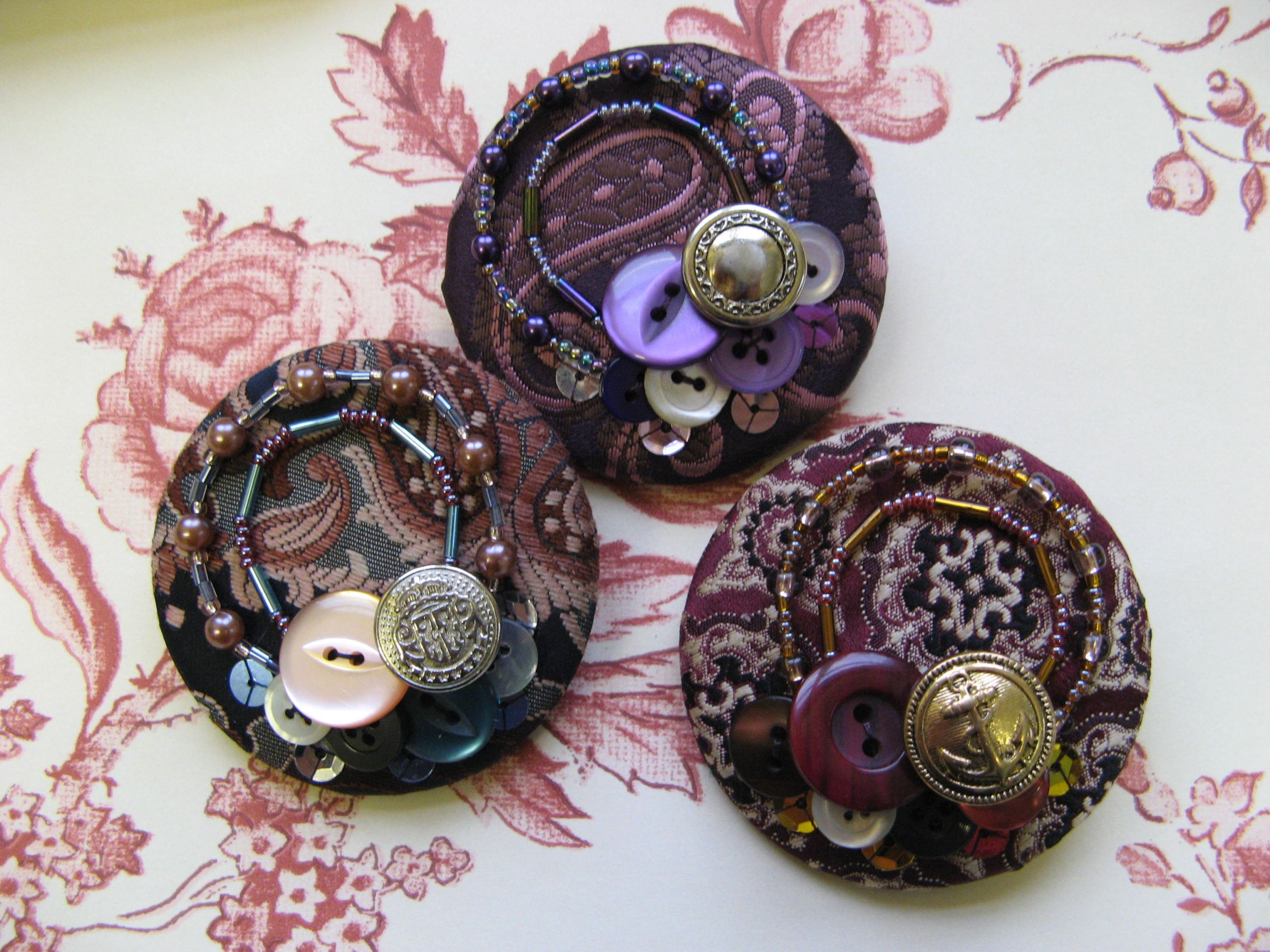 Fabric Brooches
 vintage fabric brooches