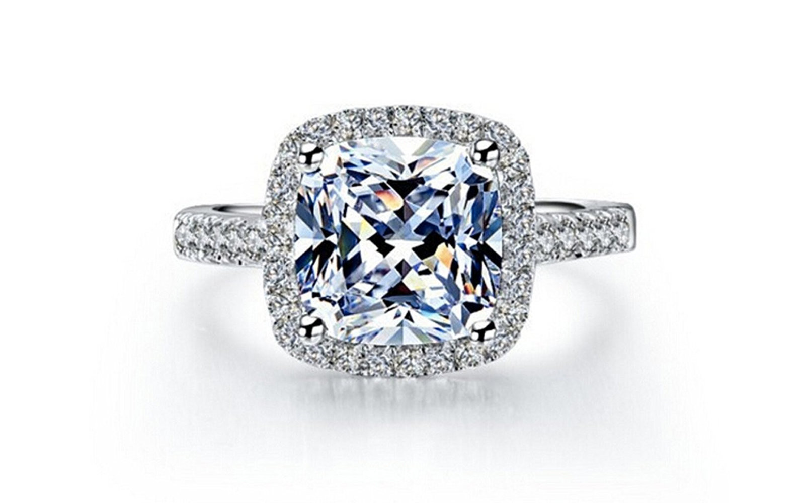 Fake Wedding Rings
 10 Gorgeous Fake Engagement Rings to Travel With