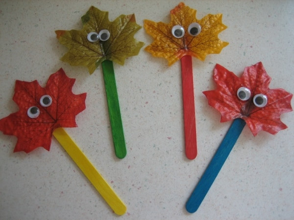 Fall Toddler Craft Ideas
 Celebrate the Season 25 Easy Fall Crafts for Kids