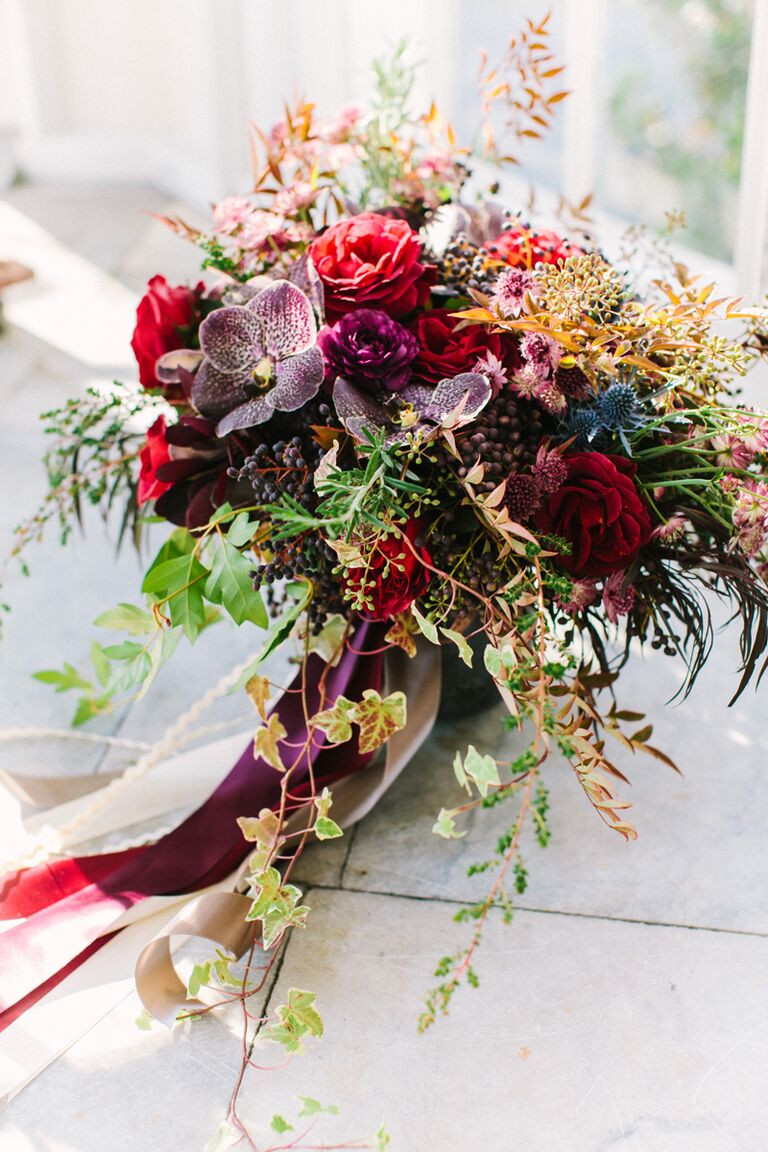 Fall Wedding Flowers
 15 Fall Wedding Bouquet Ideas and Which Flowers They’re