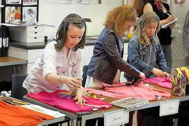 Fashion Class For Kids
 Mum creates fashion design class for budding young
