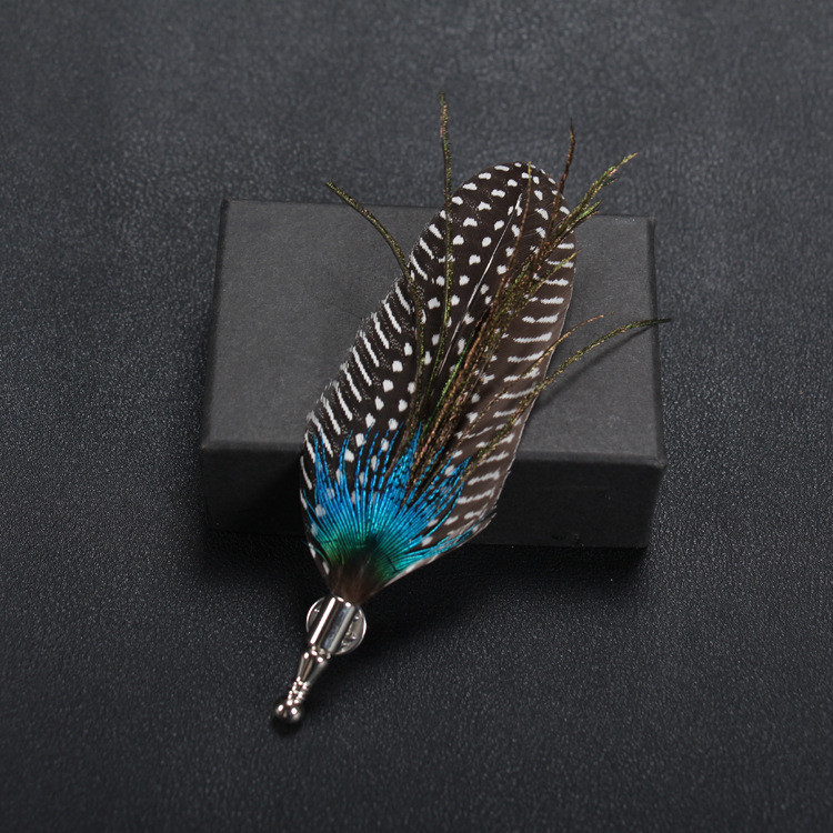 Feather Brooches
 Feather Brooch Men Brooch Christmas Pins Decorative Pin