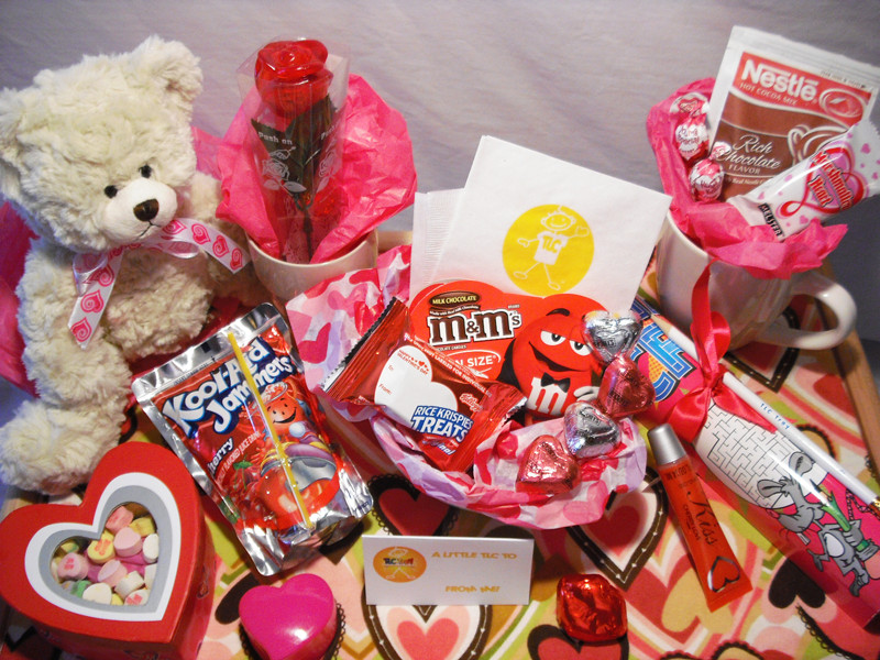 Female Valentine Gift Ideas
 Gift Guide Girlfriend & Boyfriend
