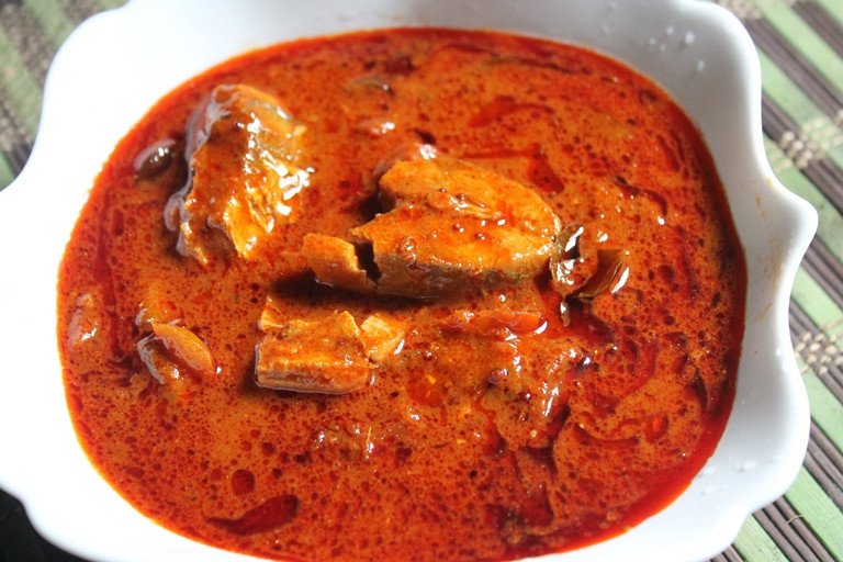 Fish Curry Recipes
 Andhra Spicy Fish Curry Recipe Andhra Chepala Pulusu