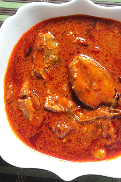 Fish Curry Recipes
 Andhra Spicy Fish Curry Recipe Andhra Chepala Pulusu
