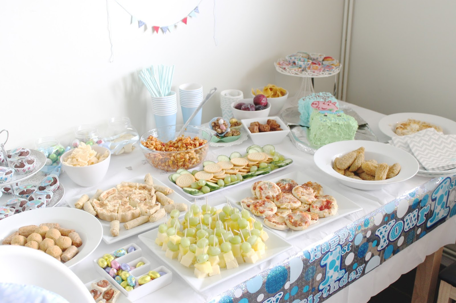 Food Ideas For 1St Birthday Party With Adults
 Ethans 1st Birthday The Party & Decor An Award