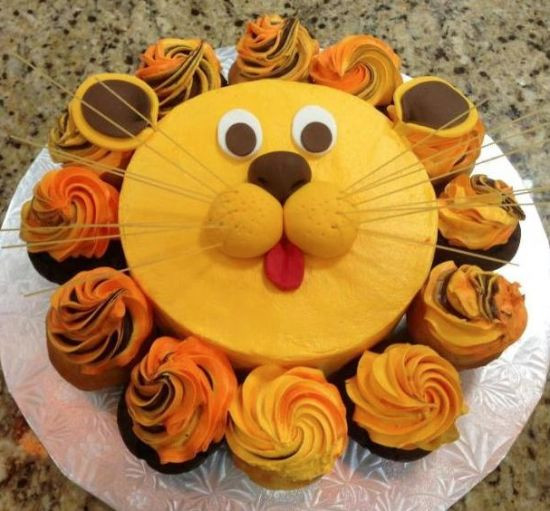 Food Lion Birthday Cakes
 1452 best Animal Cakes & Cupcakes images on Pinterest