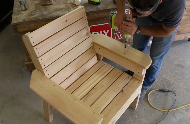 Free DIY Outdoor Furniture Plans
 DIY Patio Chair Plans and Tutorial Step by Step Videos